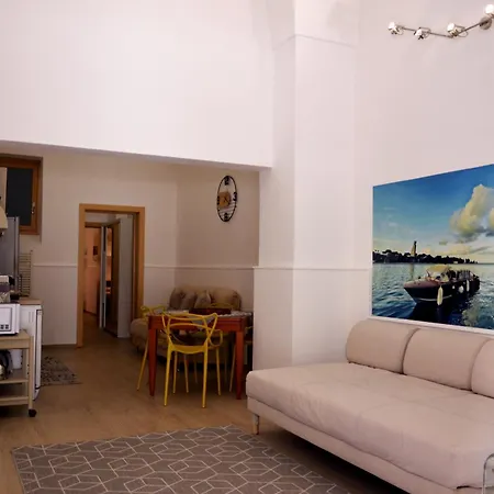 アパート Conte Cavour *