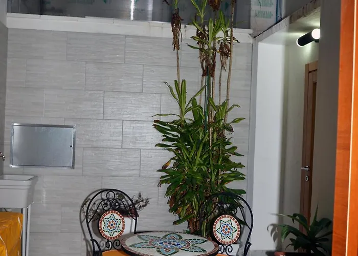 Conte Cavour ברינדיזי